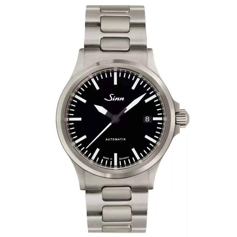 Sinn 556 I Automatic Sports Watch – Black Dial – Solid Bracelet