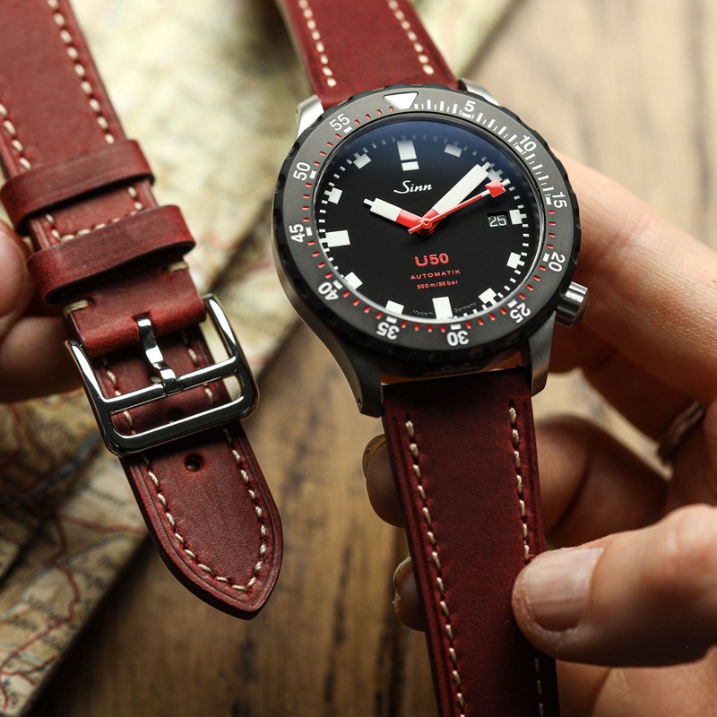 Brixham Flat Leather Watch Strap – Crazy Horse Vintage Scarlet
