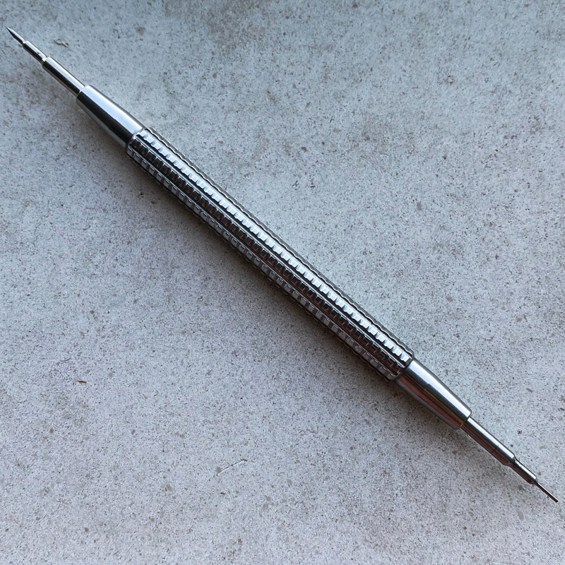 Silver Slim Style  | Multi-use Spring Bar Tool