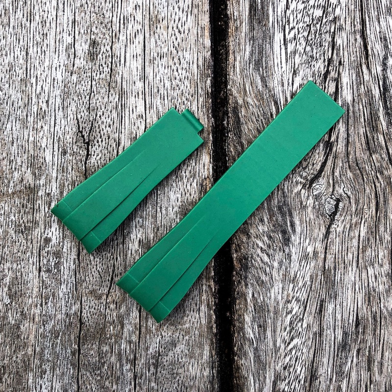 Aqua Series | Green Rubber Watch Strap For Rolex with Curved End