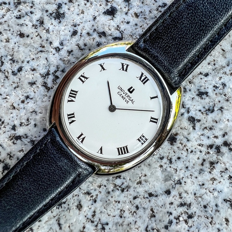 VINTAGE WATCH | UNIVERSAL GENEVE 842111 “WHITE SHADOW DESIGN”
