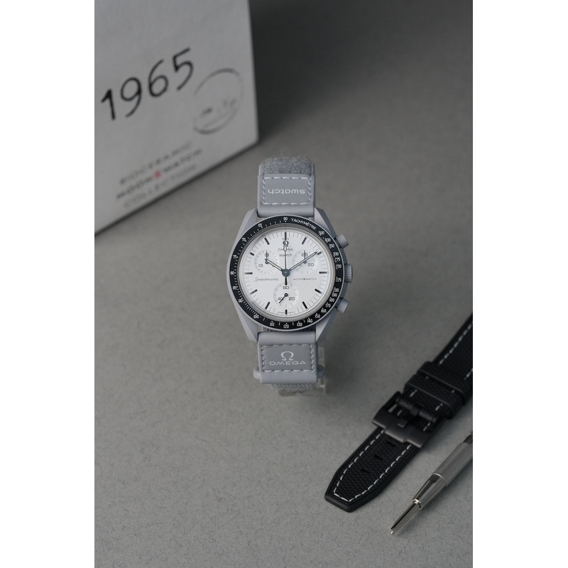 Swatch x OMEGA 1965 MoonSwatch ‘Classic’ Bundle