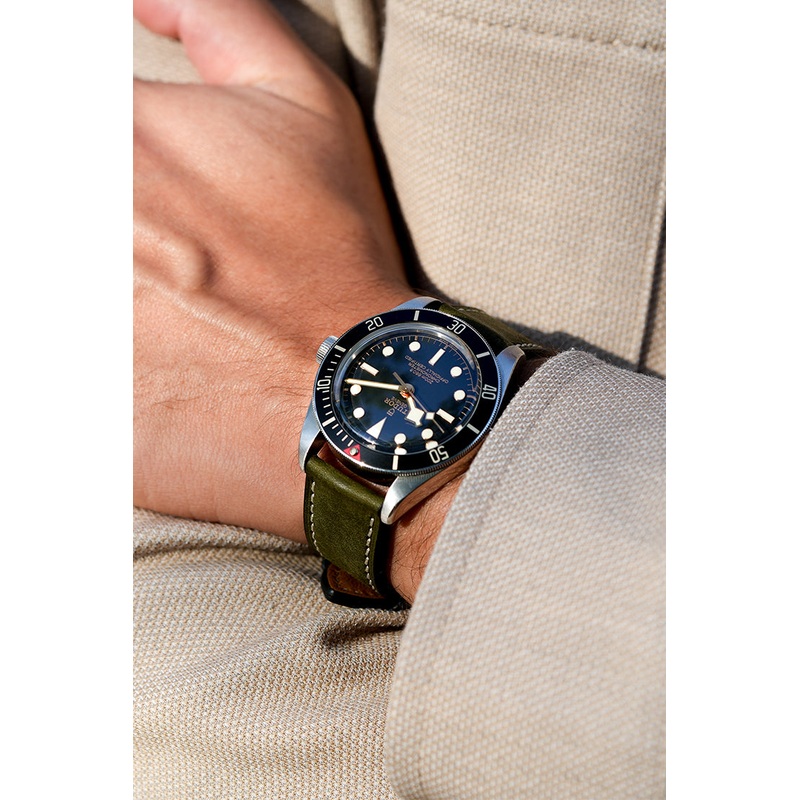 Tuscan Pueblo Leather Strap with Contrast Stitch  18mm to 22mm  Green