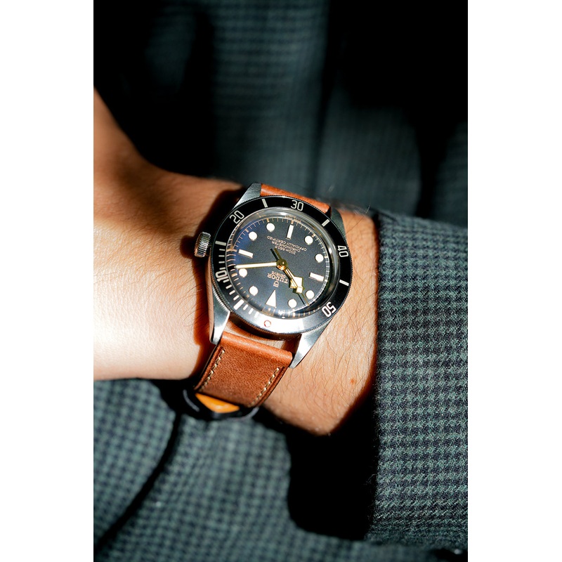 Tuscan Pueblo Leather Strap with Contrast Stitch  20mm to 22mm  Brown