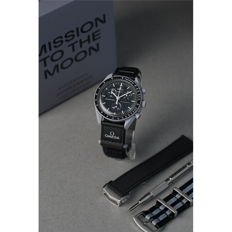 Swatch x OMEGA Mission To The Moon ‘Flagship’ Bundle