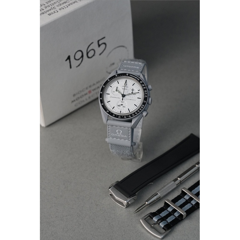 Swatch x OMEGA MoonSwatch 1965 Flagship Set