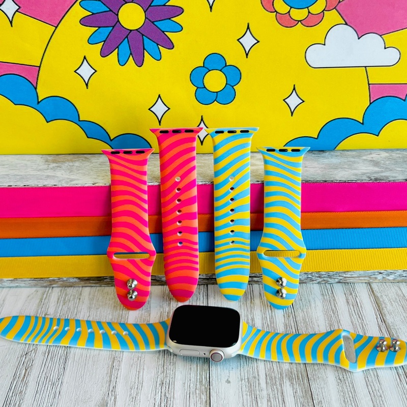 Groovy Vibes Print Silicone Band For Apple Watch (Two Colors Available) Yellow/Blue