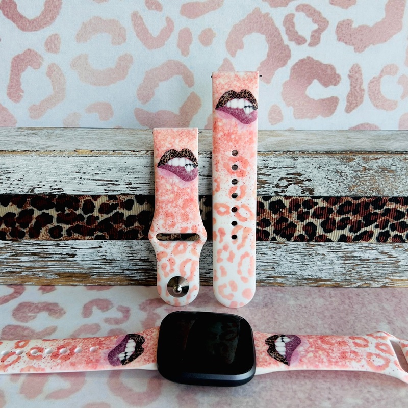 Leopard Blush Kisses Print Silicone Band For Fitbit Versa 1/2