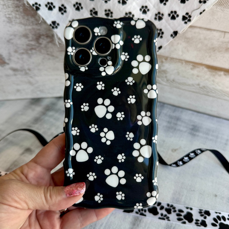 Black Paw Print Wavy Luxe MagSafe Case for iPhone