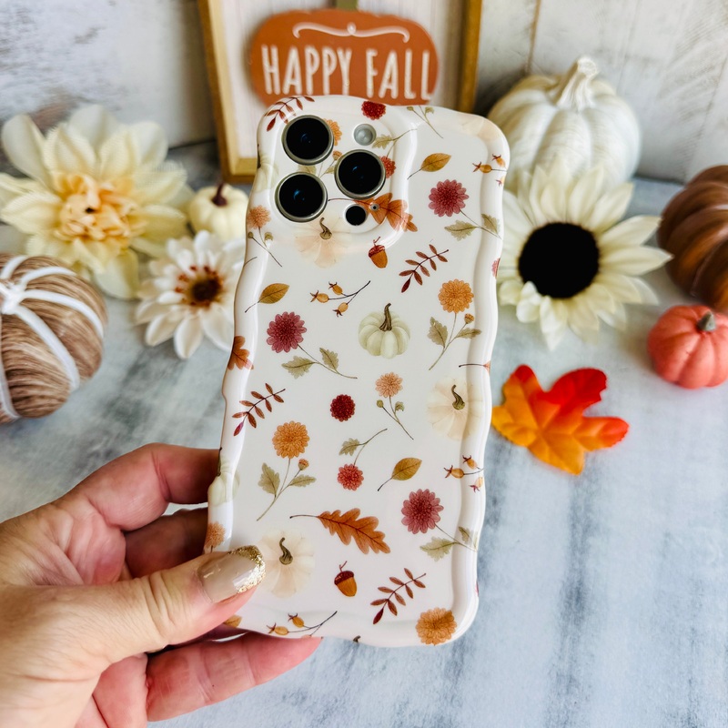 Fall Floral Bliss Wavy Luxe MagSafe Case for iPhone