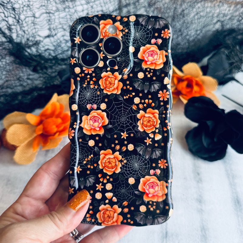Haunted Blossoms Wavy Luxe MagSafe Case for iPhone