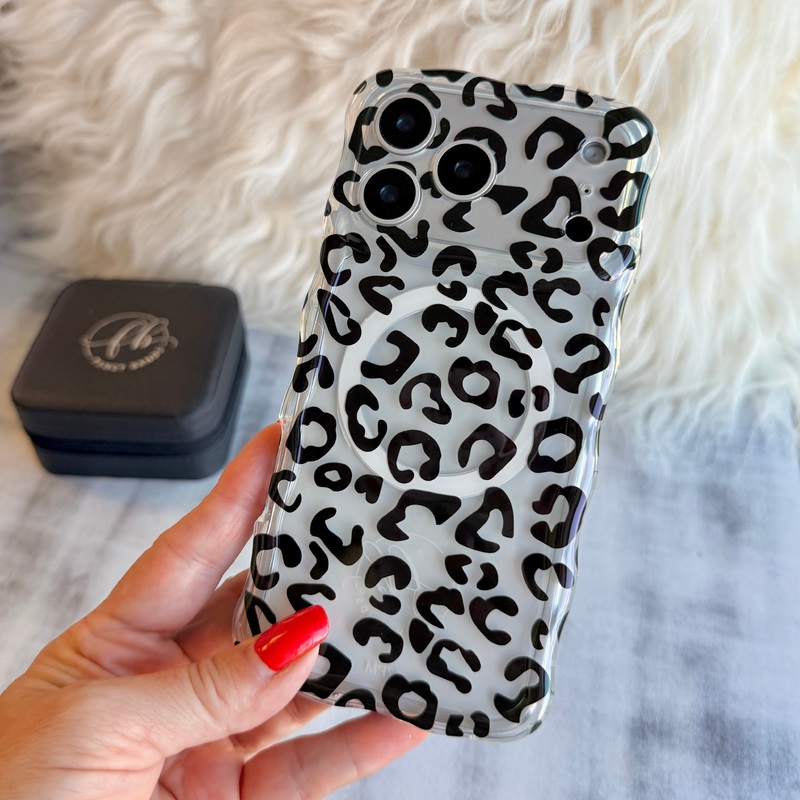 Clearly Wild Wavy Luxe Clear MagSafe Case for iPhone