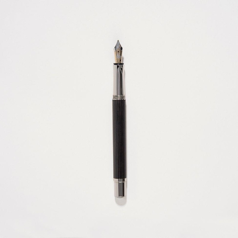 Graf Von Faber Castell Classic Fountain Pen Black Ebony Wood