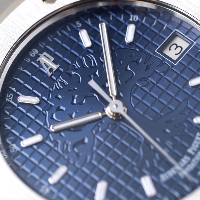 Audemars Piguet “Foundation Time For The Trees” Full Set Ref 15100ST