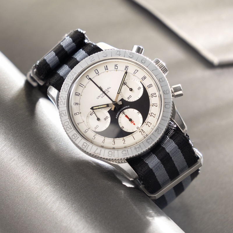 Universal Genve Aero-Compax “Batman” Exotic Dial Ref. 890101/01 Chronograph