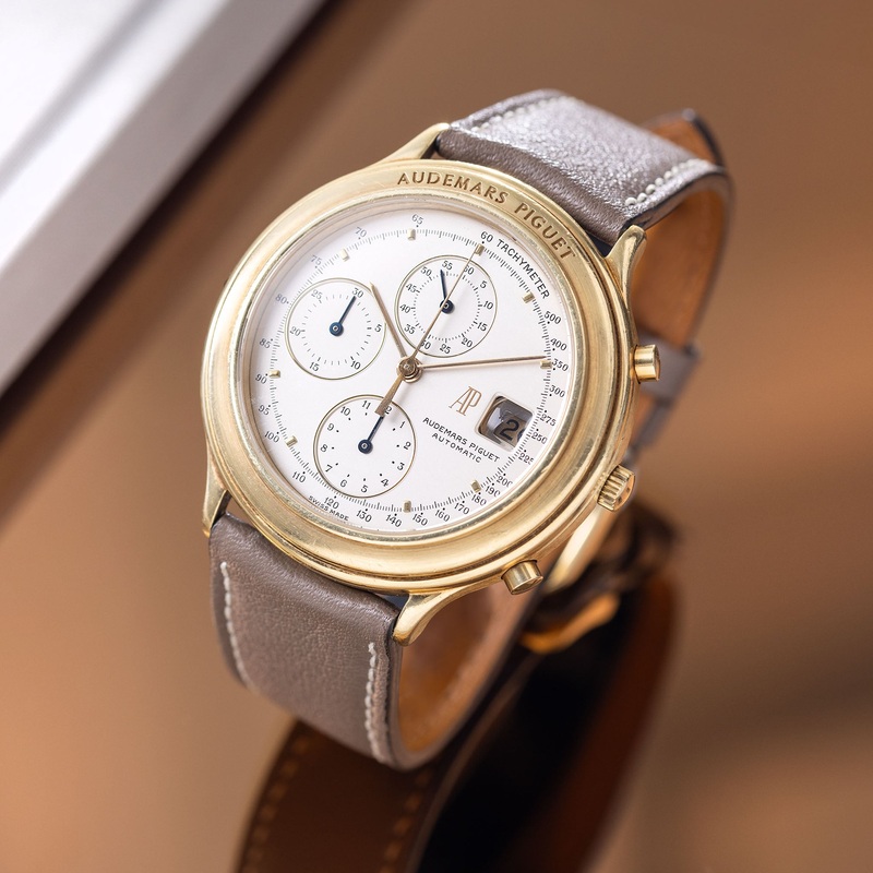 Audemars Piguet Huitime Chronograph Silver Dial in 18k Yellow Gold Ref. 25644