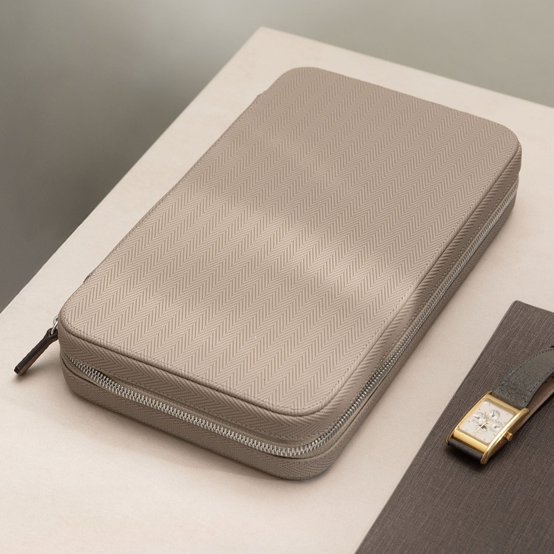 The Paris 10 Watch Leather Zip Folder – Jubilee Edition by JPM